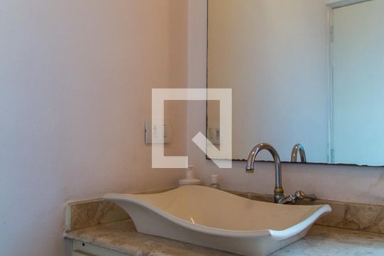 Lavabo de casa à venda com 4 quartos, 300m² em Jabaquara, São Paulo