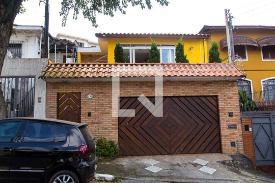 Fachada de casa à venda com 4 quartos, 300m² em Jabaquara, São Paulo