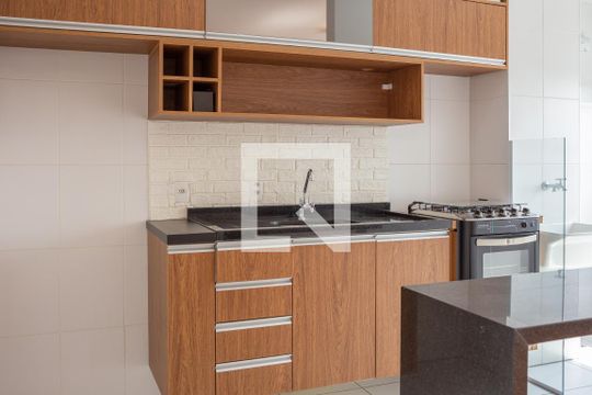 Cozinha de apartamento à venda com 1 quarto, 30m² em Jardim Peri, São Paulo