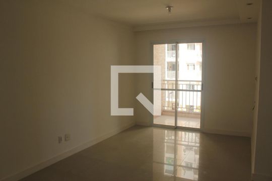 Sala de apartamento à venda com 3 quartos, 75m² em Usina Piratininga, São Paulo