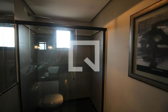 Banheiro de apartamento para alugar com 2 quartos, 110m² em Marechal Rondon, Canoas
