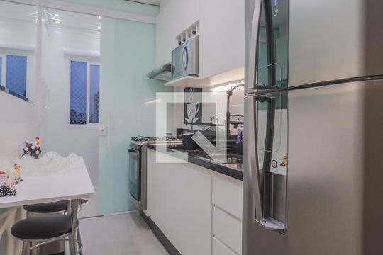 Cozinha de apartamento à venda com 2 quartos, 56m² em Vila Prudente, São Paulo