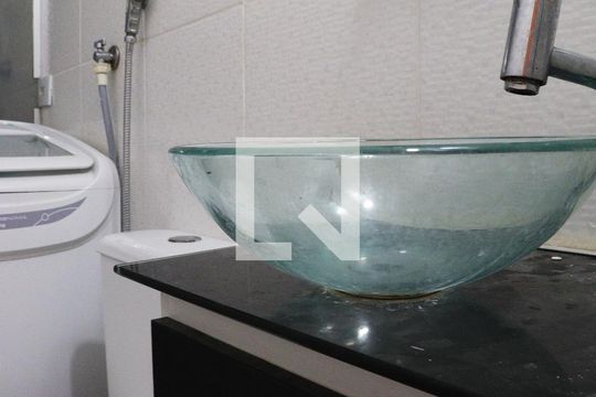 Banheiro de kitnet/studio à venda com 1 quarto, 30m² em Santa Efigênia, São Paulo