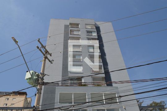 Fachada de apartamento à venda com 2 quartos, 45m² em Vila Monumento, São Paulo