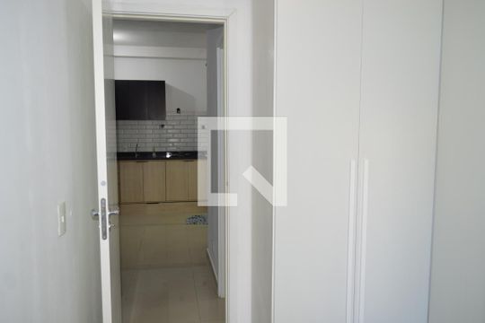 Quarto 1 de apartamento à venda com 2 quartos, 45m² em Vila Monumento, São Paulo