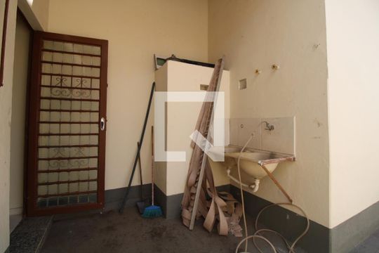 Área de Serviço de casa à venda com 2 quartos, 310m² em Botafogo, Campinas