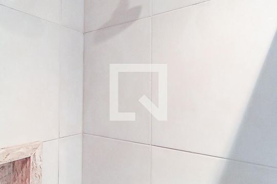Banheiro de apartamento à venda com 2 quartos, 51m² em Vila Andrade, São Paulo