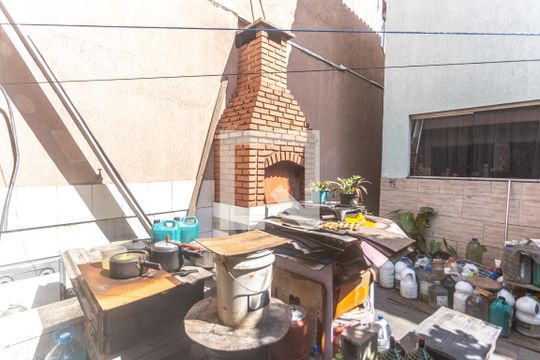 Quintal de casa à venda com 3 quartos, 197m² em Independência, São Bernardo do Campo