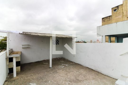 Quintal de casa à venda com 7 quartos, 240m² em Sítio do Morro, São Paulo