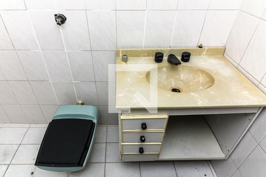 Banheiro dos Quartos de casa à venda com 7 quartos, 240m² em Sítio do Morro, São Paulo