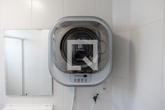 Banheiro de apartamento para alugar com 1 quarto, 50m² em Bela Vista, São Paulo