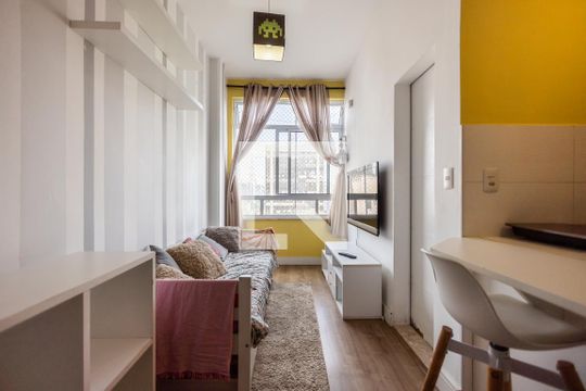 Sala de apartamento para alugar com 1 quarto, 50m² em Bela Vista, São Paulo