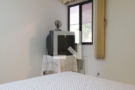 Suíte de apartamento à venda com 3 quartos, 110m² em Recreio dos Bandeirantes, Rio de Janeiro