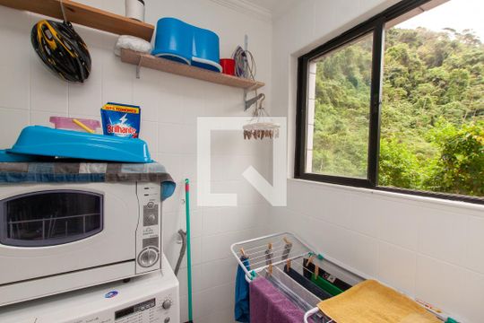 Área de Serviço de apartamento para alugar com 3 quartos, 143m² em Barra Funda, Guarujá