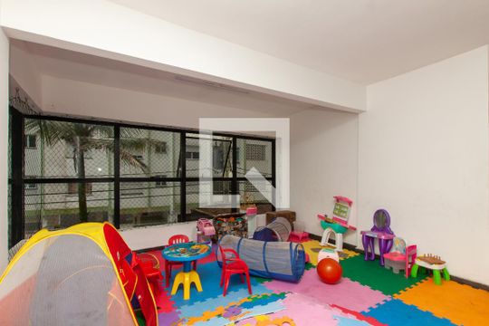 Área Comum - Brinquedoteca de apartamento para alugar com 3 quartos, 143m² em Barra Funda, Guarujá