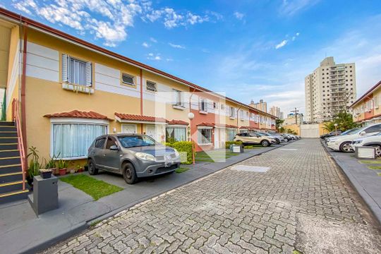 Área comum de casa de condomínio à venda com 2 quartos, 119m² em Jardim Pilar, Santo André