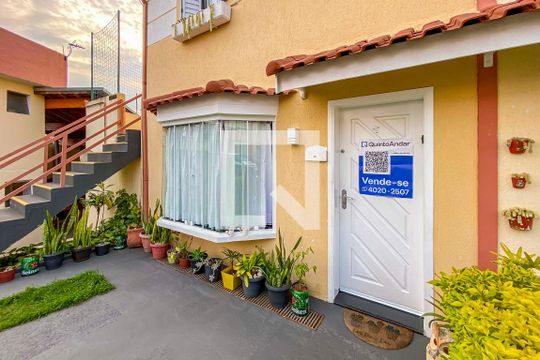 Placa Instalada na Fachada de casa de condomínio à venda com 2 quartos, 119m² em Jardim Pilar, Santo André