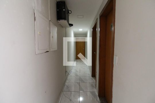 Corredor 2 de casa à venda com 7 quartos, 300m² em Belenzinho, São Paulo