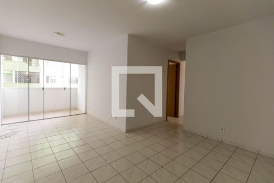 Apartamento para alugar com 3 quartos, 74m² em Setor dos Afonsos, Aparecida de Goiânia