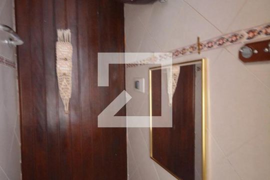 Lavabo de apartamento para alugar com 2 quartos, 200m² em Bento Ribeiro, Rio de Janeiro