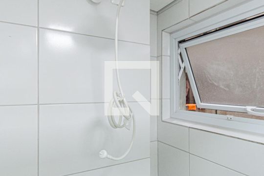 Banheiro de apartamento para alugar com 1 quarto, 43m² em Bela Vista, São Paulo