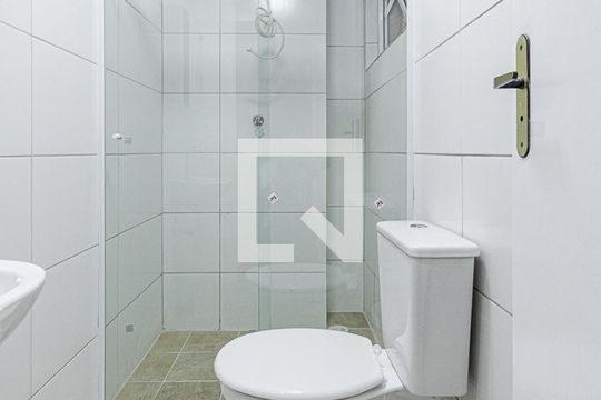 Banheiro de apartamento para alugar com 1 quarto, 43m² em Bela Vista, São Paulo