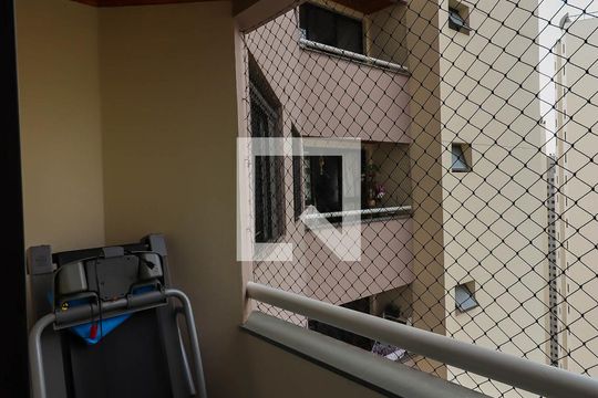 Varanda de apartamento à venda com 3 quartos, 75m² em Jardim Maria Rosa, Taboão da Serra