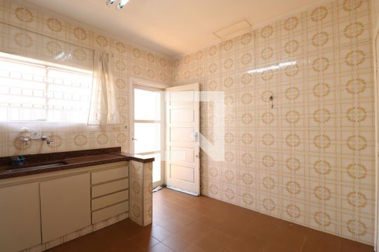Cozinha de casa para alugar com 3 quartos, 184m² em Perdizes, São Paulo