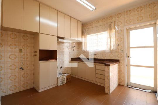 Cozinha de casa para alugar com 3 quartos, 184m² em Perdizes, São Paulo