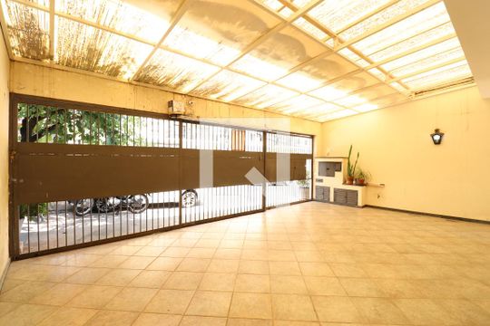 Garagem de casa para alugar com 3 quartos, 184m² em Perdizes, São Paulo
