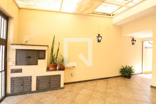 Garagem de casa para alugar com 3 quartos, 184m² em Perdizes, São Paulo