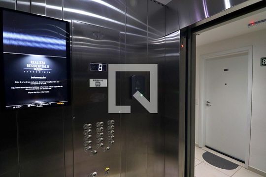 Elevador de apartamento para alugar com 2 quartos, 49m² em Vila João Ramalho, Santo André