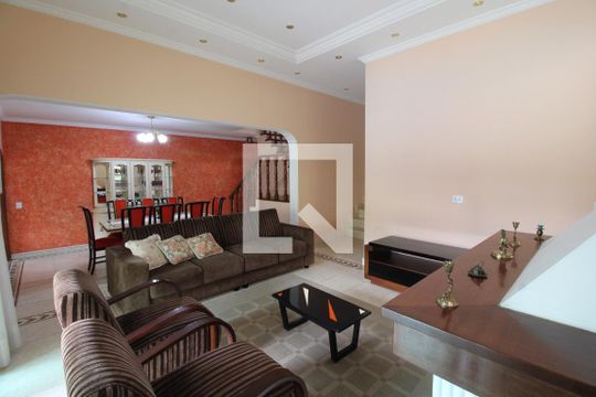Sala 1 de casa à venda com 3 quartos, 1000m² em Jardim Santa Helena, São Paulo