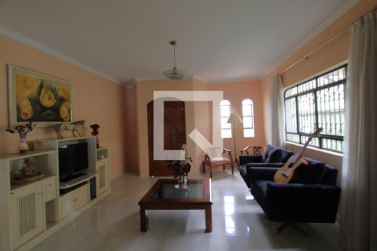 Sala 3 de casa à venda com 3 quartos, 1000m² em Jardim Santa Helena, São Paulo