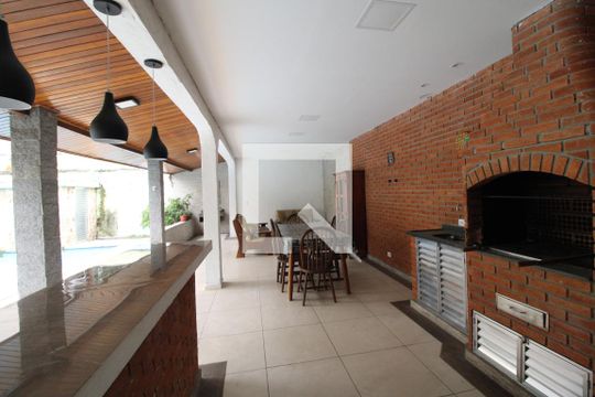 Área comum - Churrasqueira de casa à venda com 3 quartos, 1000m² em Jardim Santa Helena, São Paulo