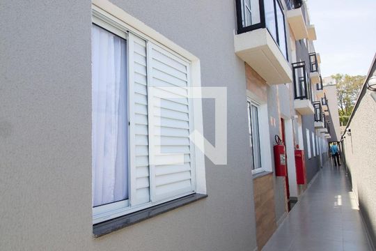 Área comum de apartamento para alugar com 2 quartos, 48m² em Vila Santa Edwiges, São Paulo
