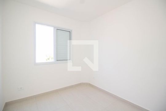Quarto 1 de apartamento para alugar com 2 quartos, 48m² em Vila Santa Edwiges, São Paulo