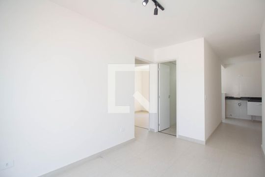 Sala de apartamento para alugar com 2 quartos, 48m² em Vila Santa Edwiges, São Paulo