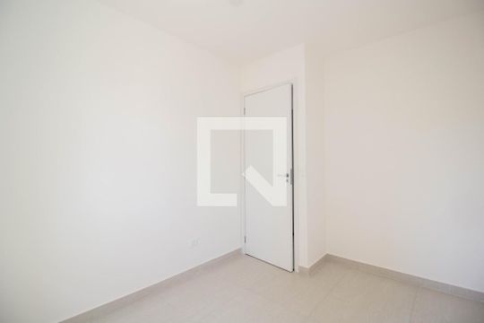 Quarto 1 de apartamento para alugar com 2 quartos, 48m² em Vila Santa Edwiges, São Paulo
