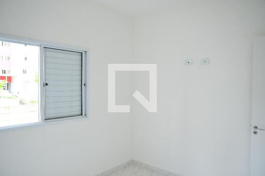 Quarto 1  de apartamento para alugar com 2 quartos, 65m² em Jardim Barbacena, Cotia