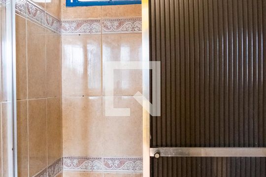Banheiro de apartamento à venda com 3 quartos, 75m² em Jardim Santo André, Santo André
