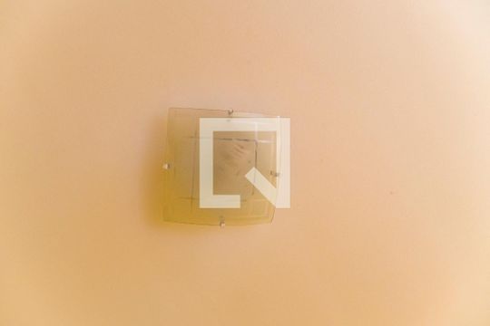 Sala de apartamento à venda com 3 quartos, 75m² em Jardim Santo André, Santo André