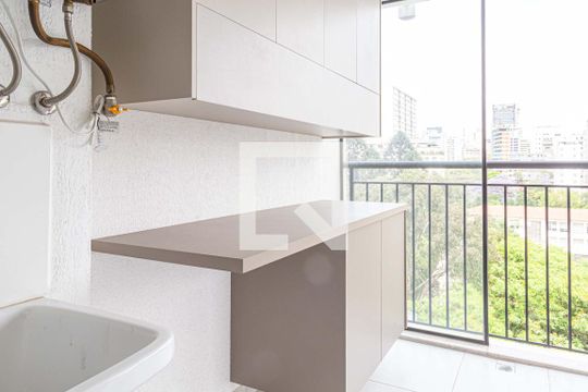 Área de Serviço de apartamento para alugar com 2 quartos, 57m² em Consolação, São Paulo