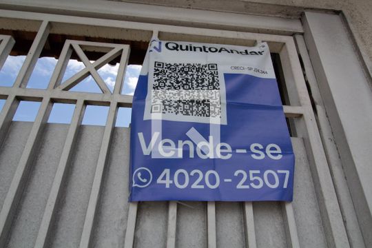 Placa na Fachada de casa de condomínio à venda com 2 quartos, 67m² em Parada Xv de Novembro, São Paulo