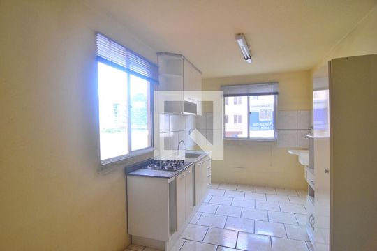 Cozinha de apartamento à venda com 2 quartos, 51m² em Igara, Canoas