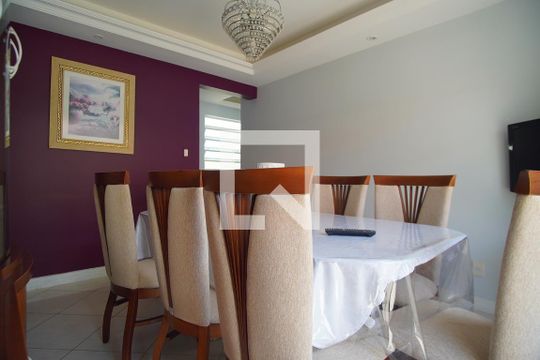 Sala de Jantar de casa à venda com 3 quartos, 205m² em Jardim Itu Sabará, Porto Alegre