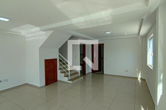 Casa à venda com 4 quartos, 230m² em Taquara, Rio de Janeiro