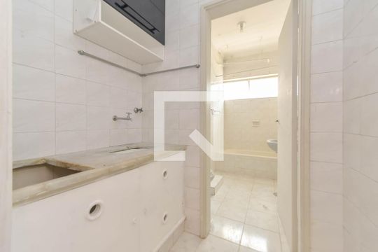 Cozinha de kitnet/studio à venda com 1 quarto, 30m² em Consolação, São Paulo