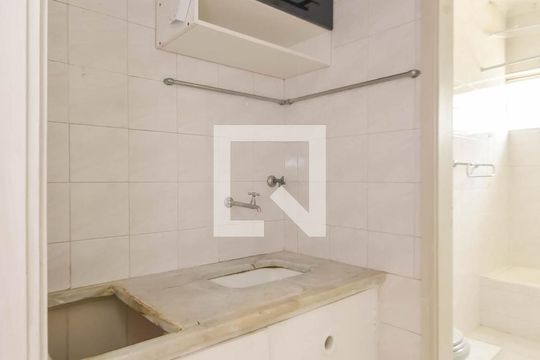Cozinha de kitnet/studio à venda com 1 quarto, 30m² em Consolação, São Paulo
