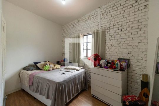 Quarto de casa à venda com 3 quartos, 120m² em Vila Dom Pedro I, São Paulo